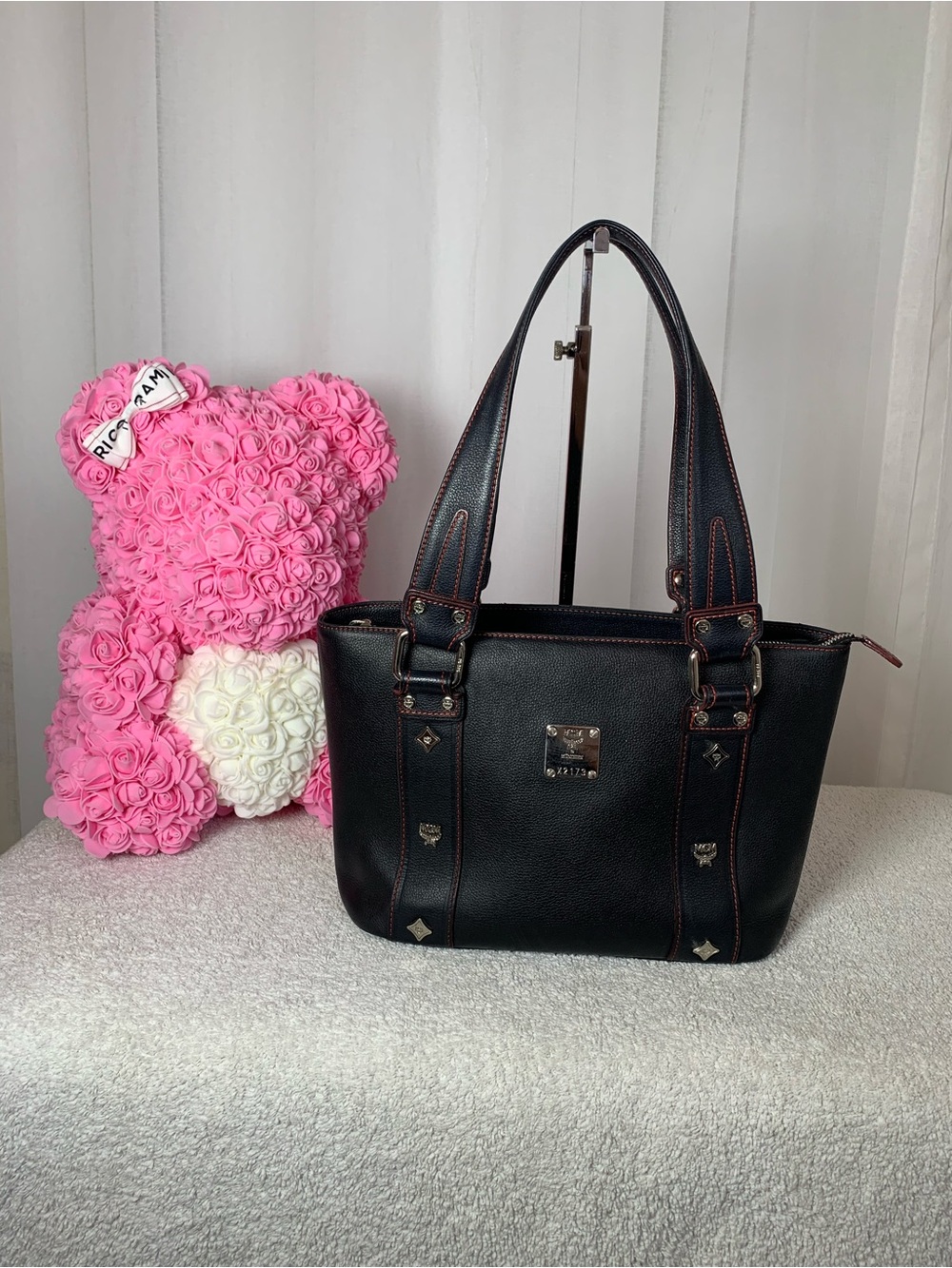 GUC MCM Munchen Black Pebble Satchel L 13” x H 8” x D 4” Drop 9”